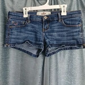Clean cut Hollister Jean Shorts